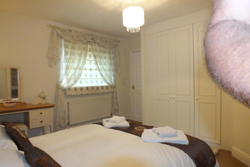 Llwyn Country House Llanelli Bilik gambar